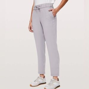 Lululemon Athletica On the Fly grey pants size 2